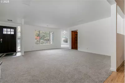 1755 E 43rd Ave, Eugene, OR 97405 - Photo 9