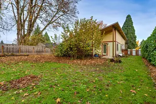 1410 Lake Dr, Eugene, OR 97404 - Photo 19