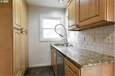 4405 NE Cesar E Chavez Blvd, Portland, OR 97211 - Photo 9