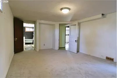 4405 NE Cesar E Chavez Blvd, Portland, OR 97211 - Photo 17