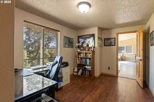 941 Colonial Rd, Roseburg, OR 97471 - Photo 29