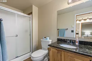 941 Colonial Rd, Roseburg, OR 97471 - Photo 21