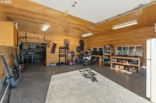 941 Colonial Rd, Roseburg, OR 97471 - Photo 31