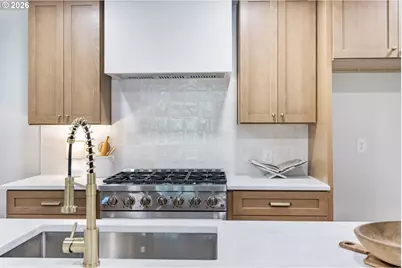 14050 SW Wilson Dr, Beaverton, OR 97008 - Photo 15