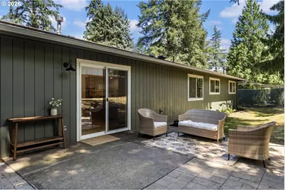 14050 SW Wilson Dr, Beaverton, OR 97008 - Photo 43