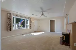 726 NE 3rd Ave, Hillsboro, OR 97124 - Photo 45