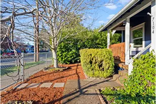 7104 SE 85th Ave, Portland, OR 97266 - Photo 5