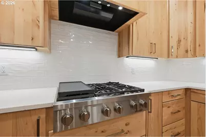 18511 NE 26th Dr, Vancouver, WA 98684 - Photo 9