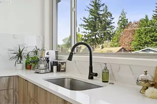 6610 N Greenwich Ave, Portland, OR 97217 - Photo 25