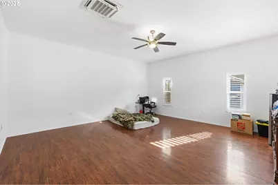 103 Kingsley Dr, Castle Rock, WA 98611 - Photo 33