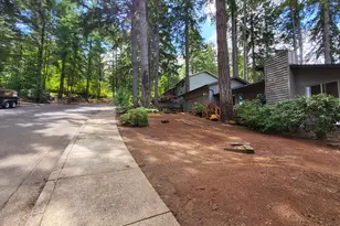 953 S U St, Cottage Grove, OR 97424 - Photo 17