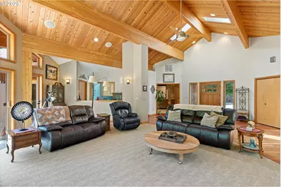 20898 NE McCormick Hill Rd, Hillsboro, OR 97123 - Photo 9