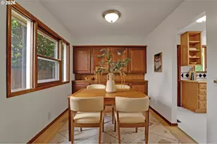 5584 SE Ash St, Portland, OR 97215 - Photo 7