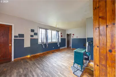 764 NE Nash St, Roseburg, OR 97470 - Photo 7