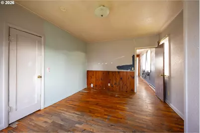 764 NE Nash St, Roseburg, OR 97470 - Photo 15