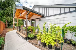 8955 SW Club Meadow Ln, Portland, OR 97225 - Photo 3