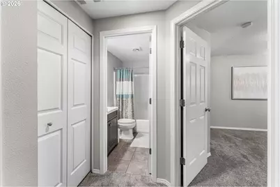 2512 NW Logan St, Camas, WA 98607 - Photo 37