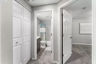 2512 NW Logan St, Camas, WA 98607 - Photo 37