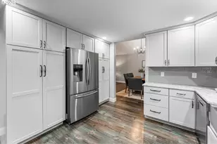 2512 NW Logan St, Camas, WA 98607 - Photo 15