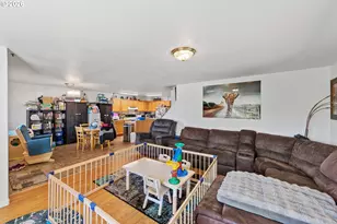 1123 S Morrison St, Coos Bay, OR 97420 - Photo 27