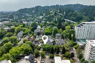 2172 SW Park Pl, Portland, OR 97205 - Photo 45