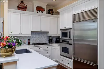 2172 SW Park Pl #C, Portland, OR 97205 - Photo 19