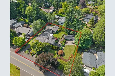 14635 Uplands Dr, Lake Oswego, OR 97034 - Photo 47