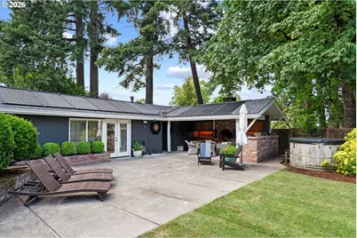 14635 Uplands Dr, Lake Oswego, OR 97034 - Photo 37