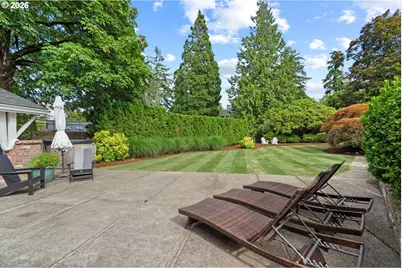 14635 Uplands Dr, Lake Oswego, OR 97034 - Photo 41