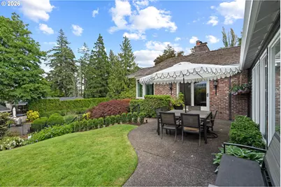 14635 Uplands Dr, Lake Oswego, OR 97034 - Photo 31