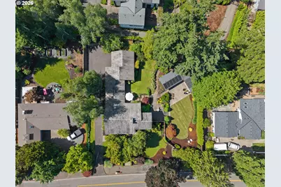 14635 Uplands Dr, Lake Oswego, OR 97034 - Photo 47