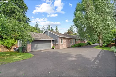 14635 Uplands Dr, Lake Oswego, OR 97034 - Photo 3