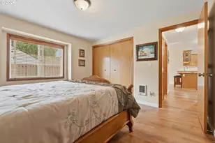 1516 SW Harbor Dr, McMinnville, OR 97128 - Photo 17