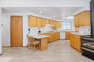 6845 Gleneden Beach Loop, Lincoln Beach, OR 97388 - Photo 11