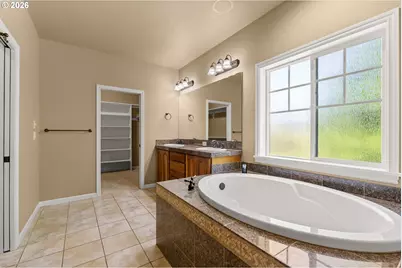 225 Pebble Beach Dr, Creswell, OR 97426 - Photo 19