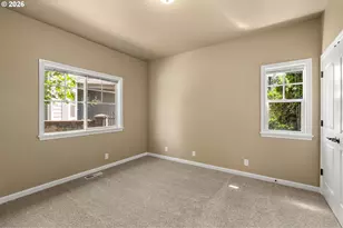 225 Pebble Beach Dr, Creswell, OR 97426 - Photo 27