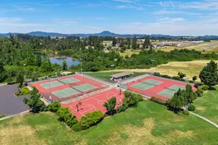 225 Pebble Beach Dr, Creswell, OR 97426 - Photo 41