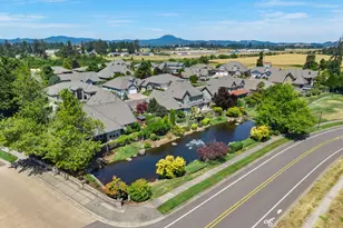 225 Pebble Beach Dr, Creswell, OR 97426 - Photo 43