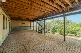 135 SW 85th Ave, Portland, OR 97225 - Photo 37