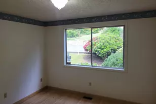135 SW 85th Ave, Portland, OR 97225 - Photo 23