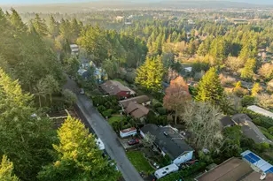 135 SW 85th Ave, Portland, OR 97225 - Photo 45