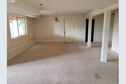 135 SW 85th Ave, Portland, OR 97225 - Photo 31