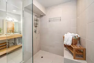 12600 SW Crescent St, Beaverton, OR 97005 - Photo 27