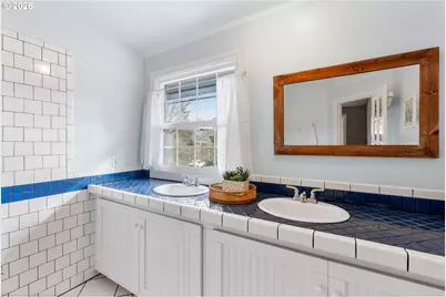 3141 Odell Hwy, Hood River, OR 97031 - Photo 37