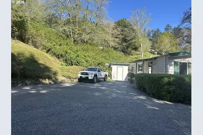 16735 Thompson Rd, Brookings, OR 97415 - Photo 15