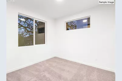 8332 N Bank St, Portland, OR 97203 - Photo 9