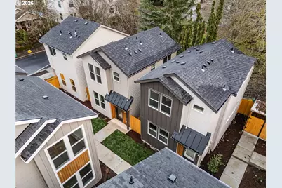 8332 N Bank St, Portland, OR 97203 - Photo 1