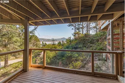 27 Dune Point Ln, Lincoln Beach, OR 97388 - Photo 11