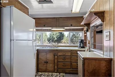 7683 SW Drake Dr, Culver, OR 97734 - Photo 15