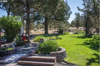 7683 SW Drake Dr, Culver, OR 97734 - Photo 5